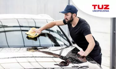 Porysowane szyby w aucie – polerowanie, naprawa czy wymiana?